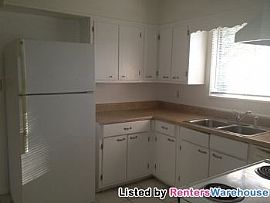 Quiet Neighborhood Close to Marta in Atlanta, GA (Photo 3 of 5)