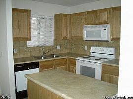 Townhouse Rental Home in Mesa in Mesa, AZ (Photo 3 of 5)