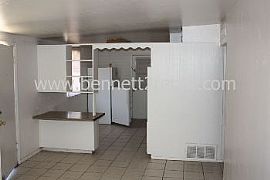 Single Family Rental Home in Phoenix in Phoenix, AZ (Photo 3 of 5)