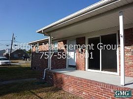 Duplex Rental Home in Norfolk in Norfolk, VA (Photo 2 of 5)