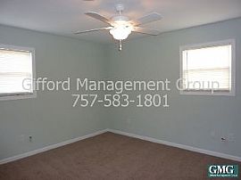 Duplex Rental Home in Norfolk in Norfolk, VA (Photo 4 of 5)