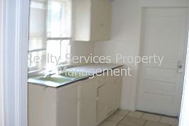 Single Family Rental Home in Fort Myers in Fort Myers, FL (Photo 3 of 5)