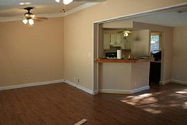 Secluded Hill Country Home in Pipe Creek, TX (Photo 4 of 6)