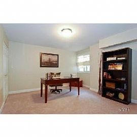 Beautiful 3 Br 2 Ba Near Northwestern Un in Evanston, IL (Photo 5 of 5)