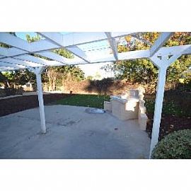 Lower Move-In Cost in Covina, CA (Photo 3 of 5)