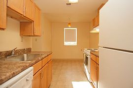 1 Bd/1 Bath Today'S Busy Lifestyle in A in Foxridge, MD (Photo 2 of 5)