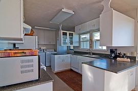 2 Bd/1 Bath Welcome Home to The Waterfro in Ewa Beach, HI (Photo 4 of 5)