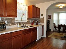 Charming 3br Ranch Near 485 and Mtn Island in Charlotte, NC (Photo 2 of 5)