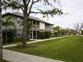 2 Bd/2 Bath Newly Built in 2008, Afforda in Juno Beach, FL