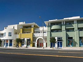 2 Bd/3 Bath Live Just a Block From The P in Santa Monica, CA (Photo 3 of 5)