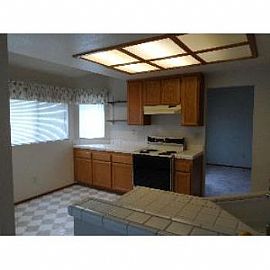 3 Bedroom 2 5 Bath in Vallejo in American Canyon, CA (Photo 2 of 5)