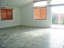 Beautiful Home in 55+ Community in Hemet, CA (Photo 2 of 5)