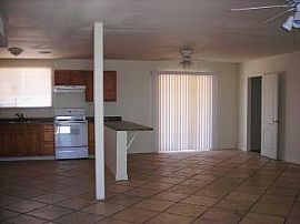 $850 / 4br - 1626ft -4147 W. Pinchot Ave in Phoenix, AZ (Photo 2 of 5)