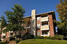 2 Bd/2 Bath Little Rock Apts with In-Hom in Little Rock, AR (Photo 4 of 5)