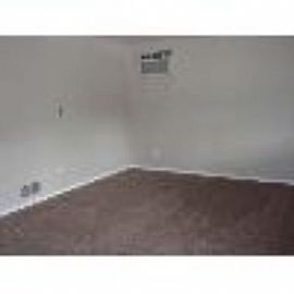 1707 W. Swain Rd. #12 in Stockton, CA (Photo 2 of 4)