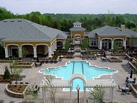 2 Bd/2 Bath Nine Foot Ceilings and Walk in Charlotte, NC (Photo 2 of 5)