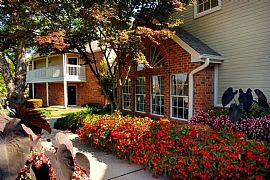 2 Bd/1 Bath Privacy and Convenience at C in Little Rock, AR (Photo 3 of 5)