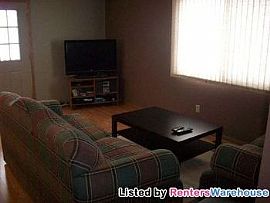 Very Nice 2bd/1ba One Level Condo in Vad in North Oaks, MN (Photo 3 of 5)