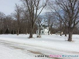 Country Living West of The Metro in Mayer, MN (Photo 4 of 5)