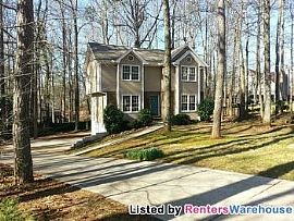 Beautiful Home in Great Area in Marietta, GA