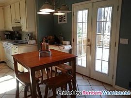 Beautiful Home in Great Area in Marietta, GA (Photo 5 of 5)