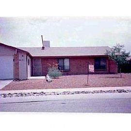 Newhall Drive 1761 W in Mission, AZ