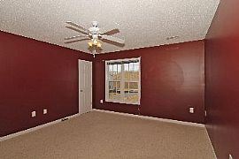 2 Br Town House Near Lowe'S Corporate! in Doolie, NC (Photo 5 of 5)