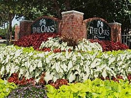 2 Bedroom Apartment at Oaks of Lewisvill in Lewisville, TX (Photo 2 of 3)