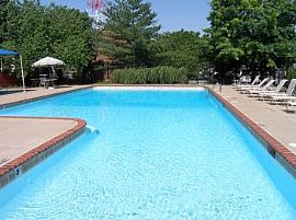 2 Bedroom Apartment at Courtyard at City in Saint Louis, MO (Photo 2 of 3)