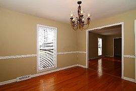Updated 3 Br Ranch W/fenced Yard in Charlotte, NC (Photo 3 of 5)