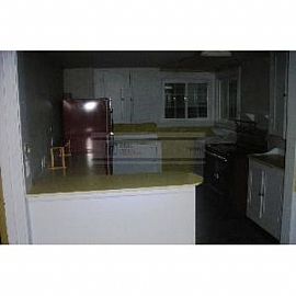 Wonderful Vintage Craftsman Style Home P in Lakewood, WA (Photo 2 of 5)