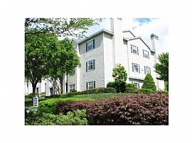 2 Bd/2 Bath Private Balconies and Patios in Charlotte, NC (Photo 3 of 5)