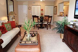 2 Bd/2 Bath a Hidden Treasure! Enjoy All in Hialeah, FL (Photo 2 of 5)