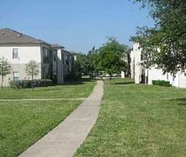 Gourmet Kitchens, Pool, Fitness Center! in Terrell, TX