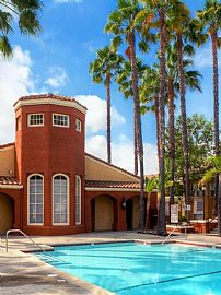 2 Bd/2 Bath 1bd Reduced Rent Specials . in Rancho Santa Margarita, CA