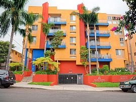 2 Bd/2 Bath Studio in Los Angeles, Pets in Los Angeles, CA (Photo 3 of 5)