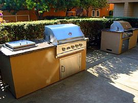 1 Bd/1 Bath Walk-In Closets, Gourmet Kit in Daly City, CA (Photo 5 of 5)