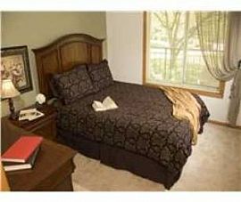 Tennis Court, Outdoor Pool, and Gazebo! in Lilydale, MN (Photo 4 of 5)