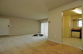 Contemporary Living, Spacious Closets! in Fairfax, VA (Photo 3 of 5)