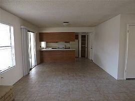 Great 3 Bedrooms 2 Bath Home in Las Vegas, NV (Photo 3 of 5)