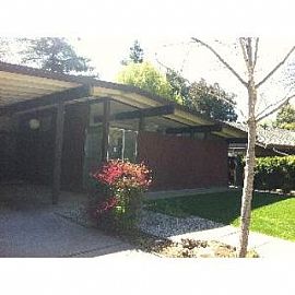 Spacious 4 Bedroom 2 Bathroom Home in Da in Davis, CA (Photo 3 of 5)