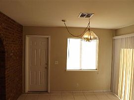 Very Nice Neighborhood 2bed 1 Bath Home in Las Vegas, NV (Photo 3 of 5)