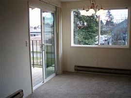 Application Pendingtwo Bedroom Apart in Tacoma, WA (Photo 2 of 5)