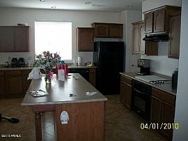 Make This Your New Home! Everything Is R in Chandler, AZ (Photo 2 of 2)