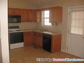 Immaculate Home, Corner Lot, Huge Fenced in Dallas, GA (Photo 2 of 5)