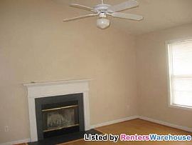 Immaculate Home, Corner Lot, Huge Fenced in Dallas, GA (Photo 3 of 5)