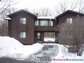 3 Bedrm W/full Unfinished Basement- Quie in Fridley, MN