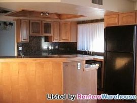 Move in Ready with Beautiful Backyard On in Phoenix, AZ (Photo 2 of 5)