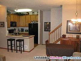 Awesome Stillwater Townhome! in Oak Park Heights, MN (Photo 3 of 5)