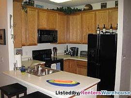 Awesome Stillwater Townhome! in Oak Park Heights, MN (Photo 4 of 5)